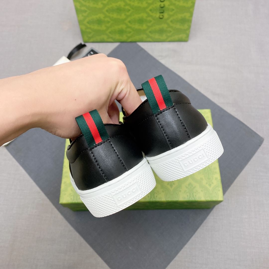 Gucci Low Shoes